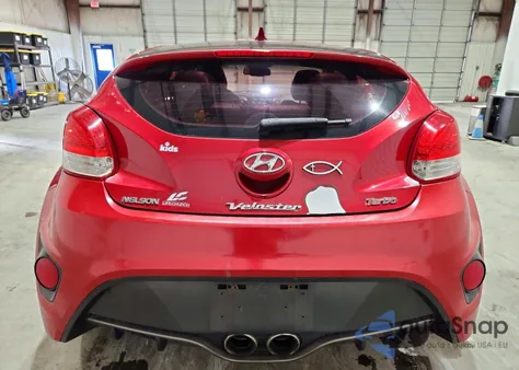 2013 Hyundai Veloster Turbo z USA, uszkodzony, nr VIN KMHTC6AE8DU147744
